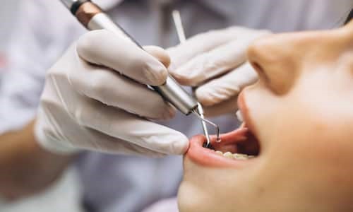 چگونه دندانپزشکان ایران می توانند در کانادا کار کنند