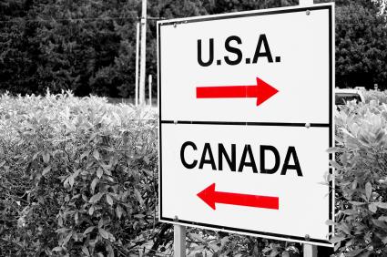 Canada-US-Signs